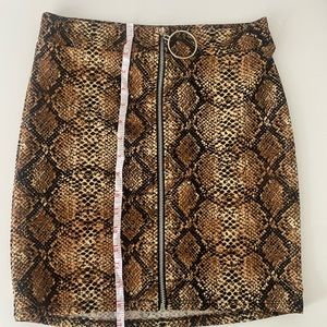 leopard color skirt